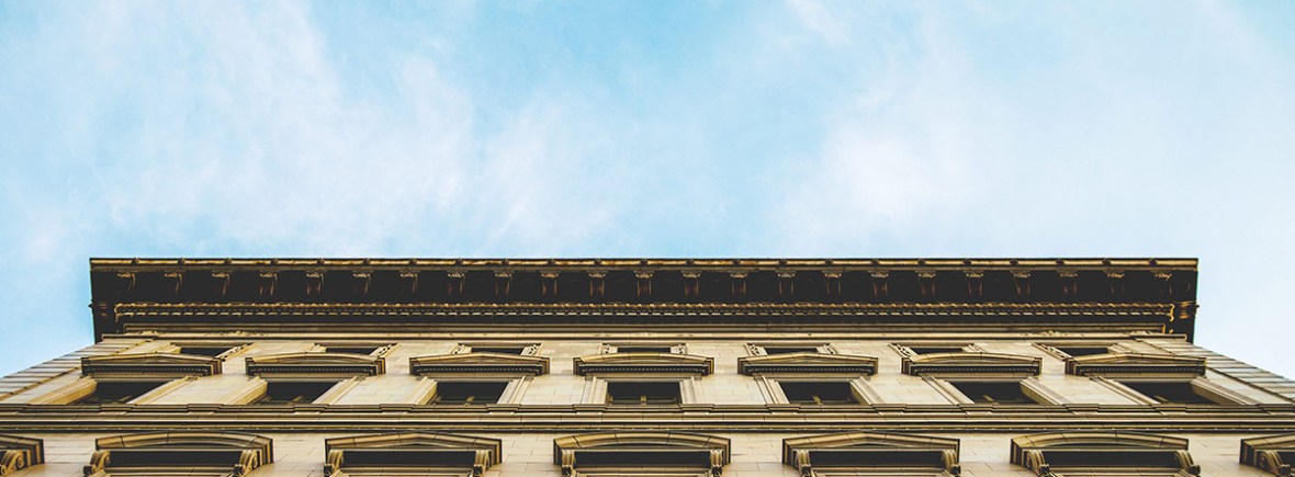 Fachada de un edificio en perpectiva